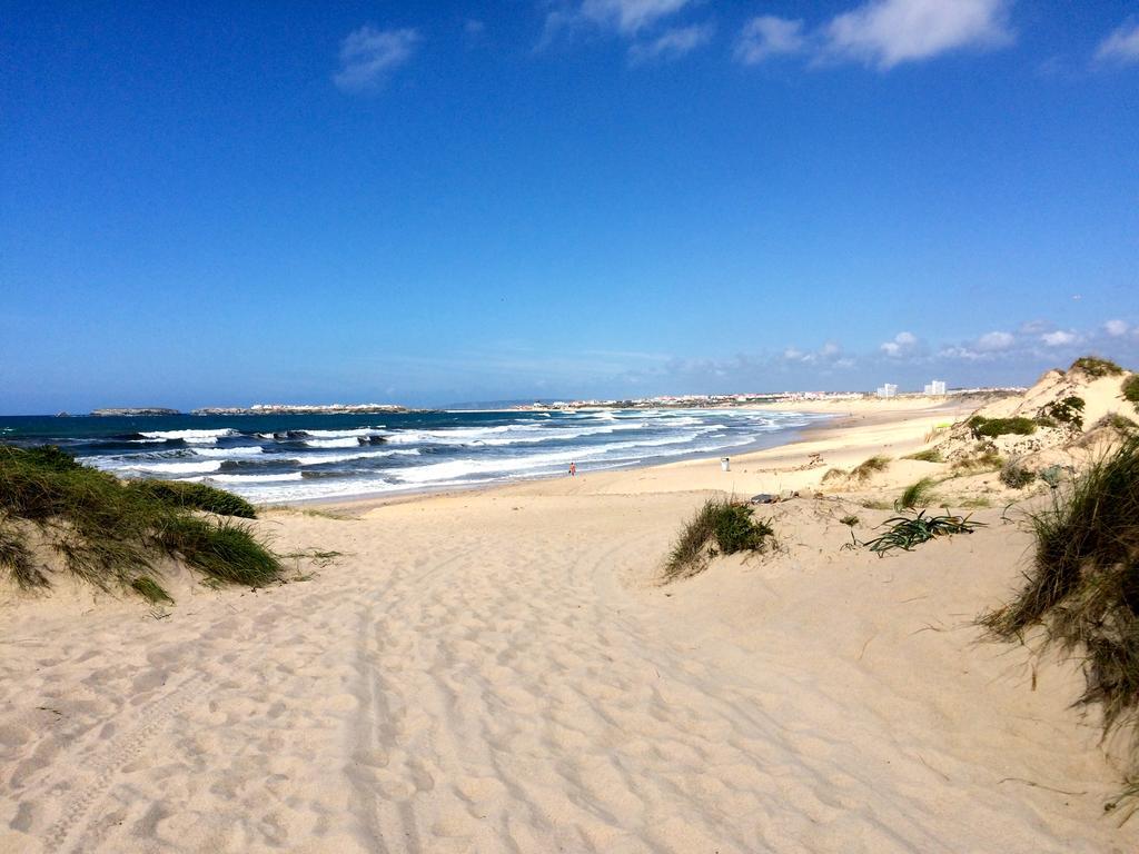 Shark'S Lodge Baleal Esterno foto